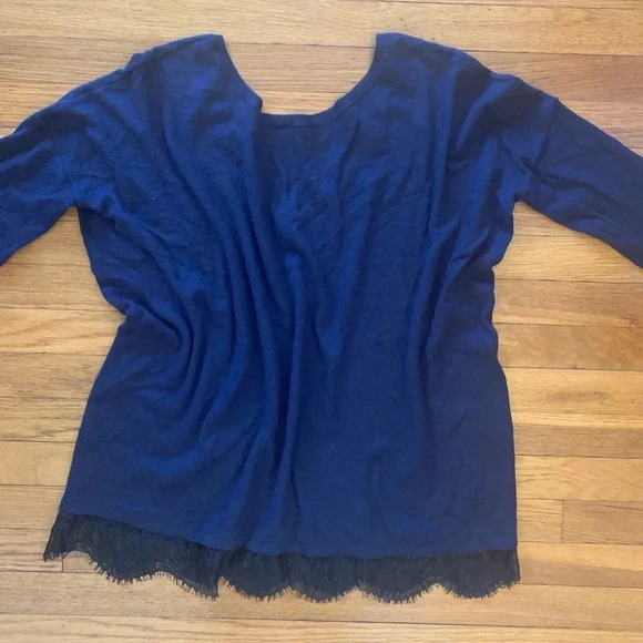 JOIE EUC Yael Eyelash Lace Hem Boxy Sweater - Picture 6 of 10